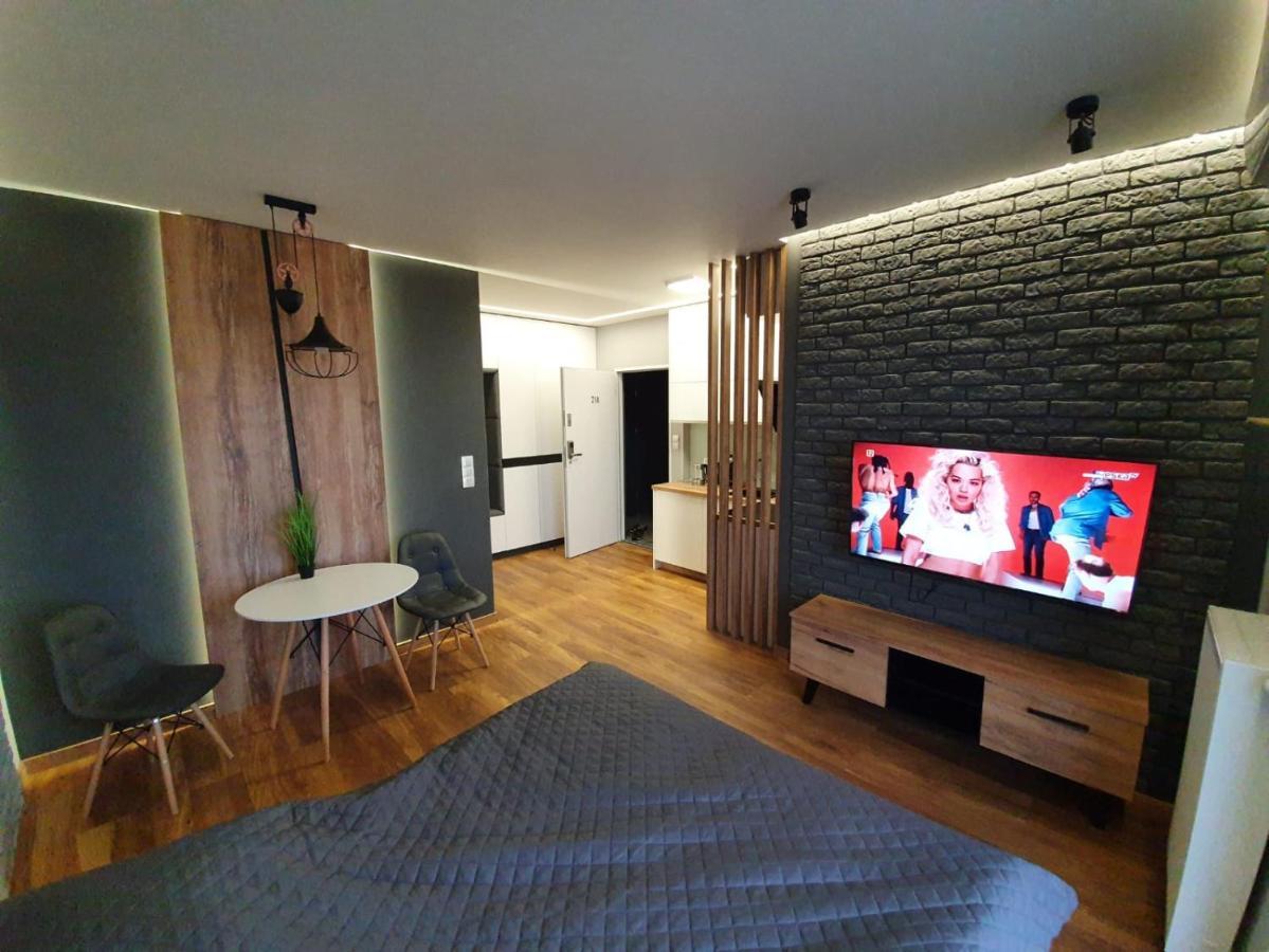 Nowe Apartamenty Ilawa Odnowiciela Z Klimatyzacja Екстериор снимка