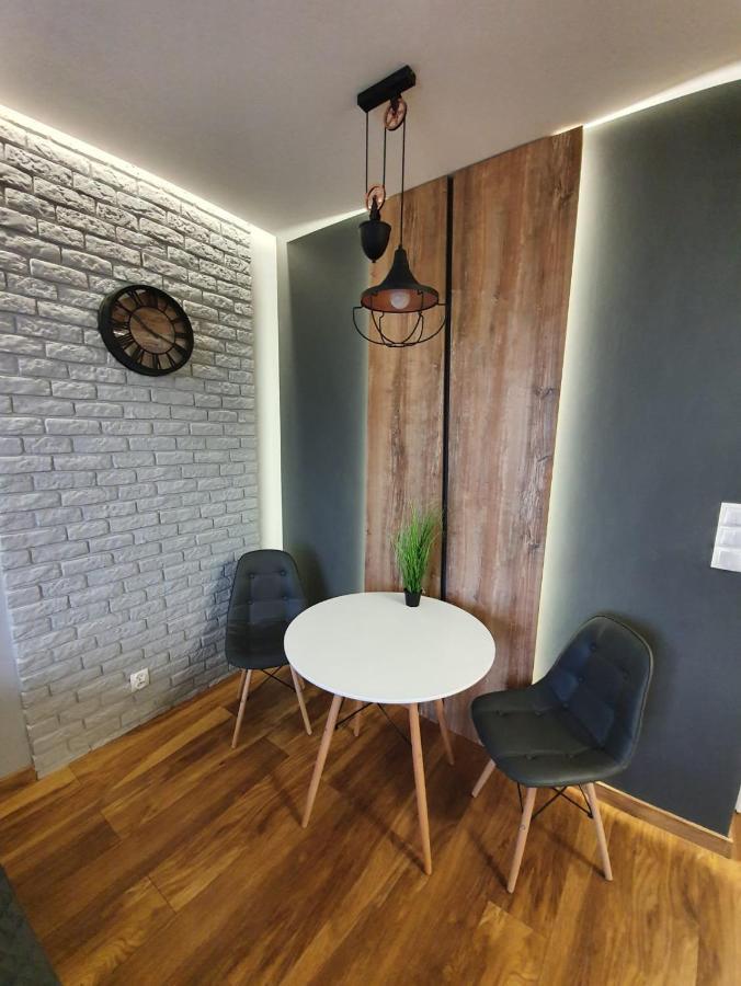 Nowe Apartamenty Ilawa Odnowiciela Z Klimatyzacja Екстериор снимка