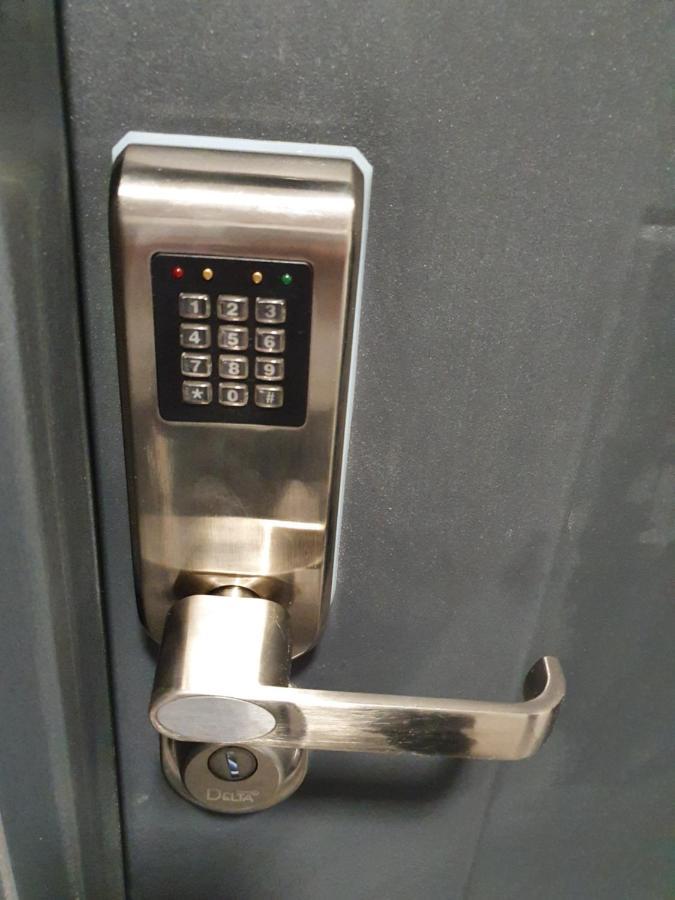 Nowe Apartamenty Ilawa Odnowiciela Z Klimatyzacja Екстериор снимка